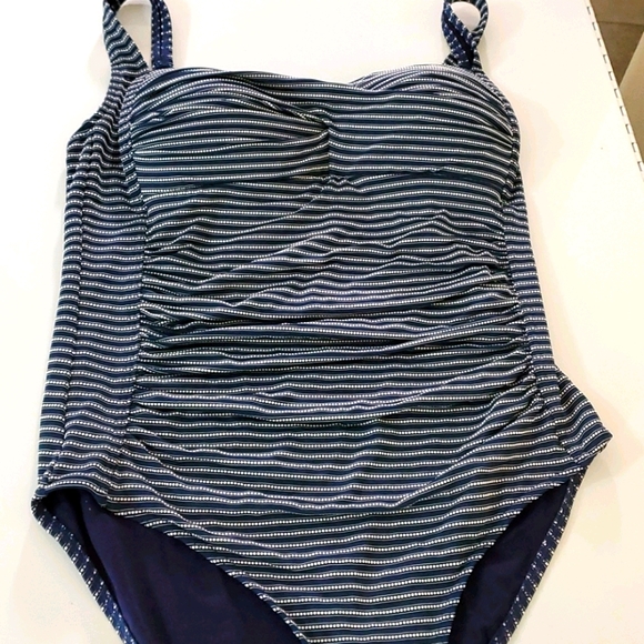 bond-eye Other - Women's bathing, nave/white. Size 8